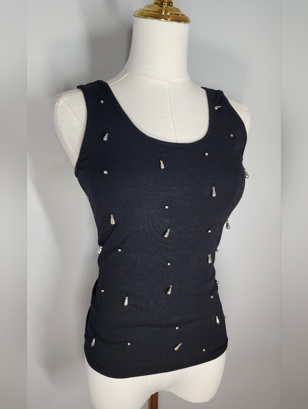 Tank Top With Teardrop-Shaped Embellishments Black Size S